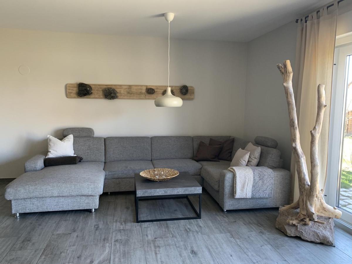 Haus Kranichfeld Wohnung S Dranske Εξωτερικό φωτογραφία